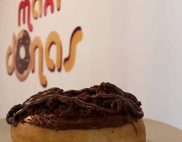 postres-maxi-donas-dona-chocolate