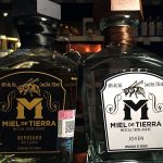 Mezcal Miel de Tierra