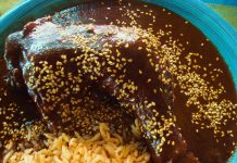 El mole poblano: entre la leyenda y la historia